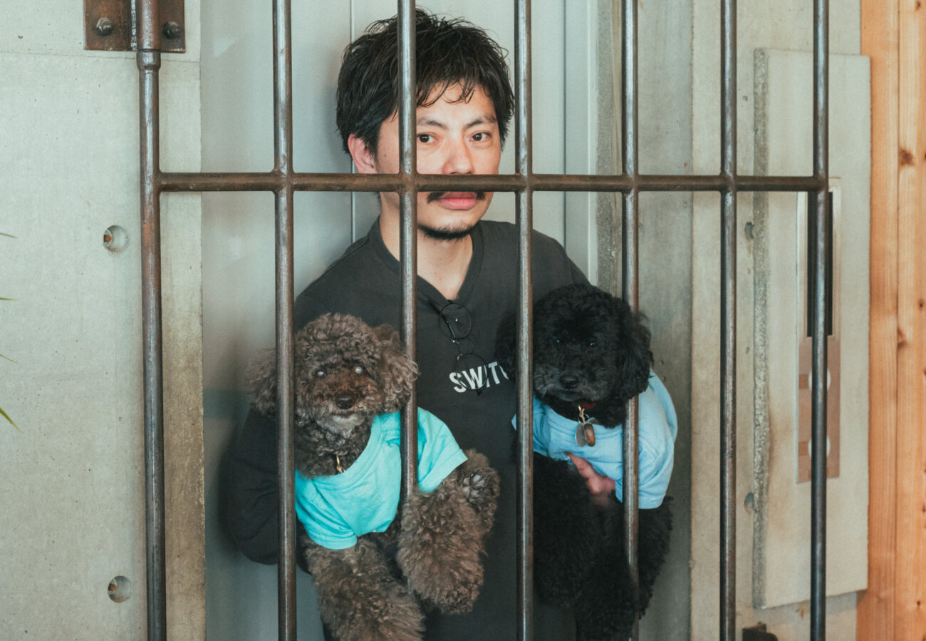 取材/看板犬】2頭のトイプードルに会える。鎌倉の路地裏にある、秘密に